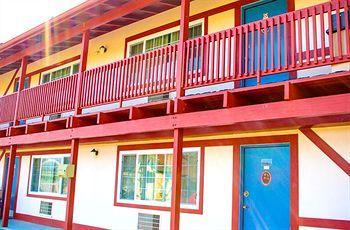 Inn & Solvang
